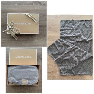 NWT MK wool scarf boxed gift set